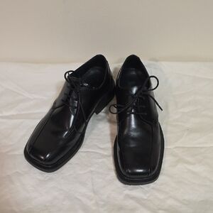 Kenneth Cole Reaction Black Oxford Shoes